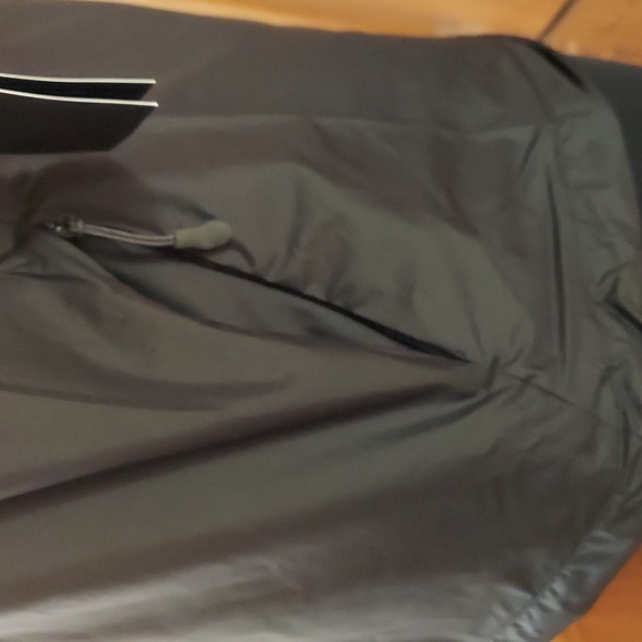 Nike - Picture 4 of 14